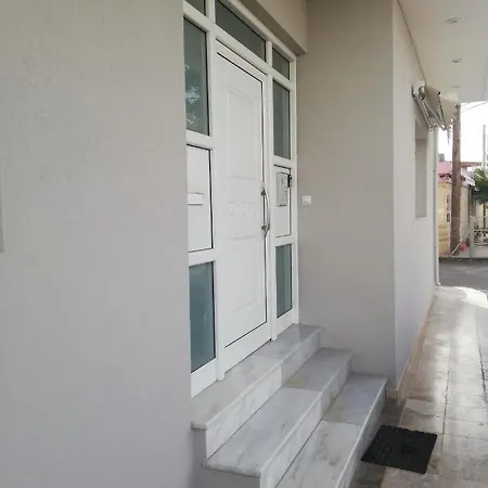 Maria'S Studio No1 In Heraklion/Wifi/Ac Exterior photo